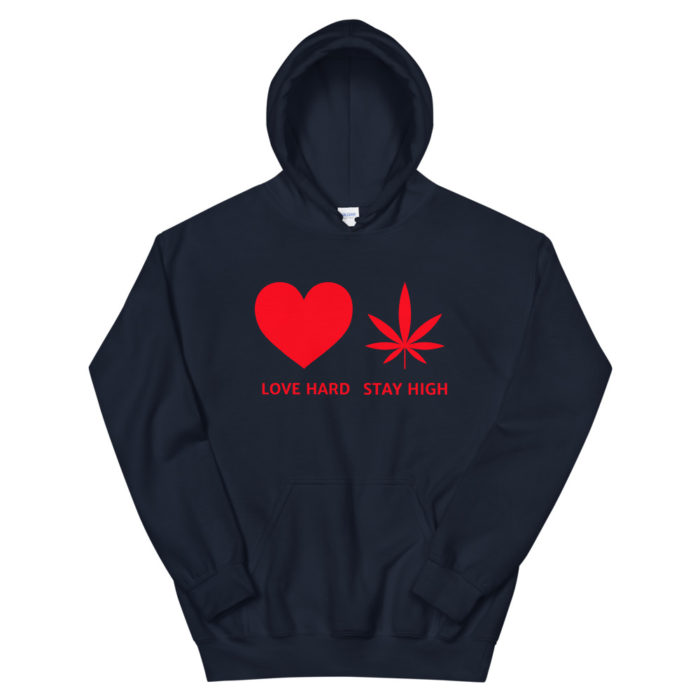 LOVE HARD - Image 4